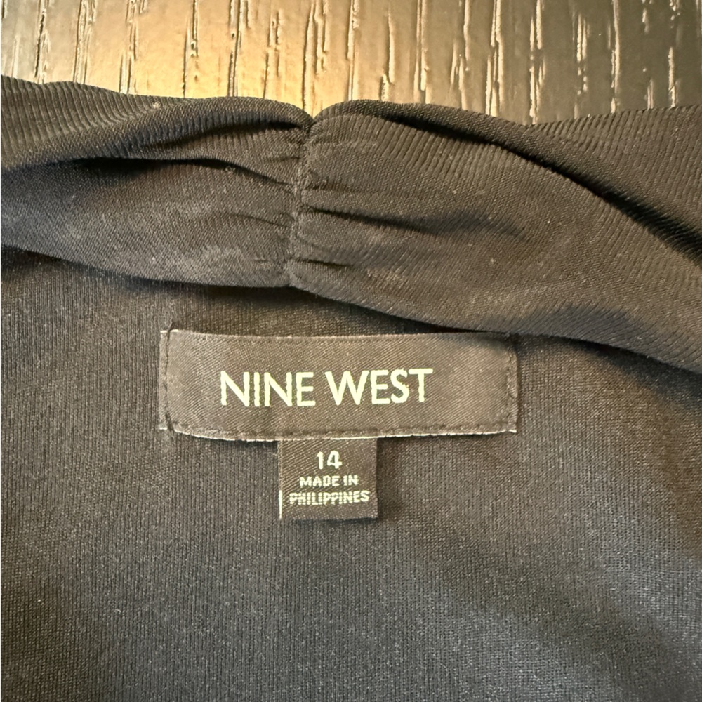 Nine West Black Sleeveless V-Neck Ruched Waist Midi Dress Size 14 - Picture 4 of 6